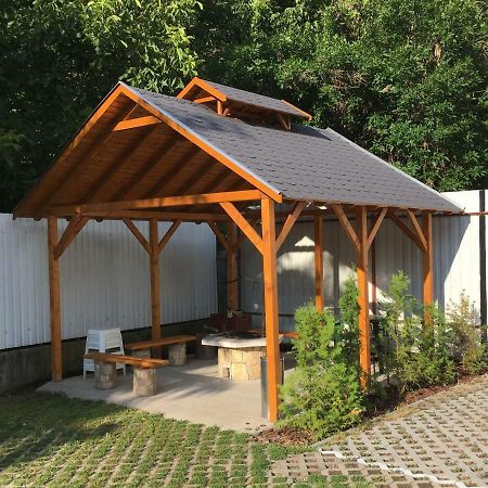 Zoli Apartmanok-Adri Kölcsey 32 Hajdúszoboszló Kültér fotó