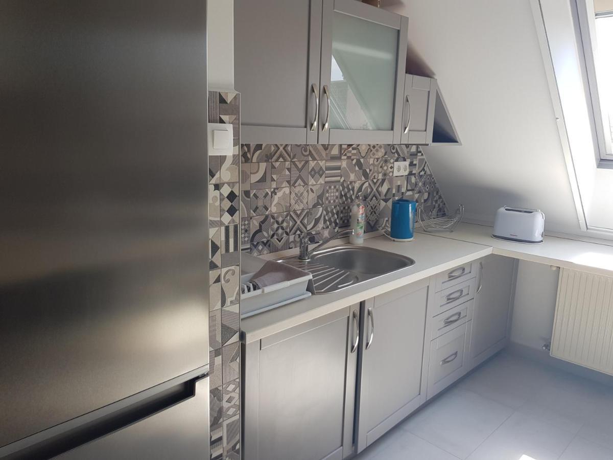 Zoli Apartmanok-Adri Kölcsey 32 Hajdúszoboszló Kültér fotó
