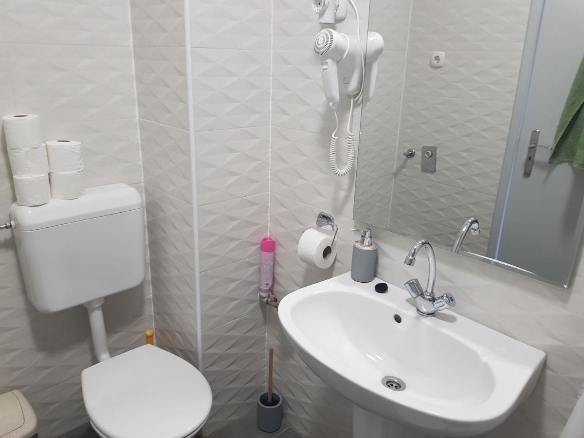 Zoli Apartmanok-Adri Kölcsey 32 Hajdúszoboszló Kültér fotó