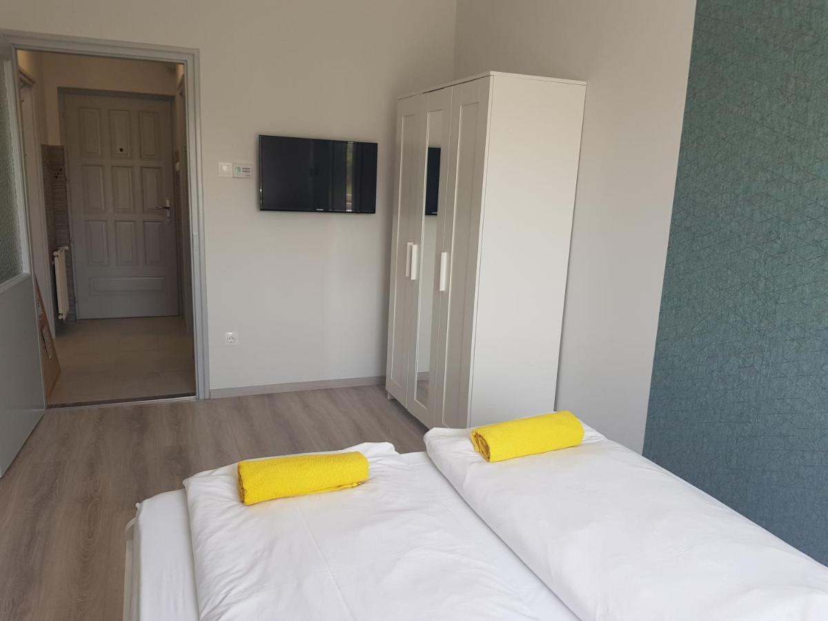 Zoli Apartmanok-Adri Kölcsey 32 Hajdúszoboszló Kültér fotó